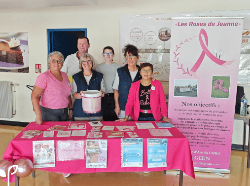 Photo des membres de l'équipe de l'association "Les roses de Jeanne"