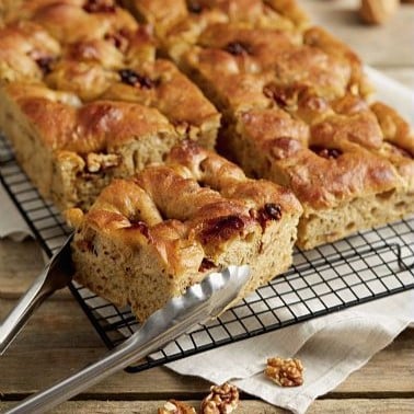 Recette Focaccia aux épices et aux noix